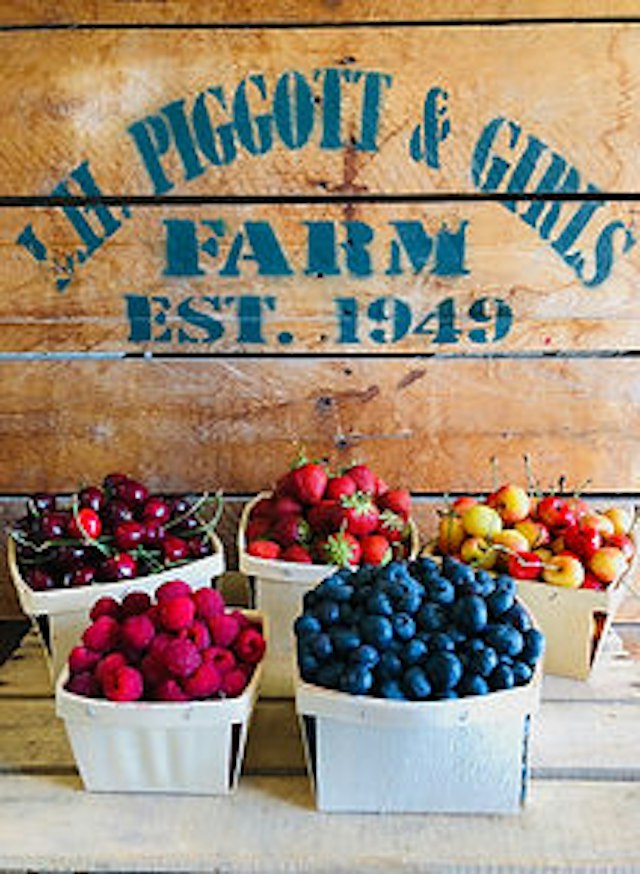 Piggott's Farm Market & Bakery image 2