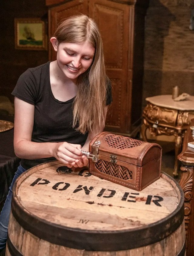 Escape Room image 5
