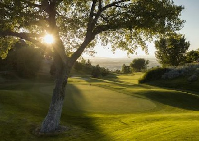 Eaglewood Golf Course image 2