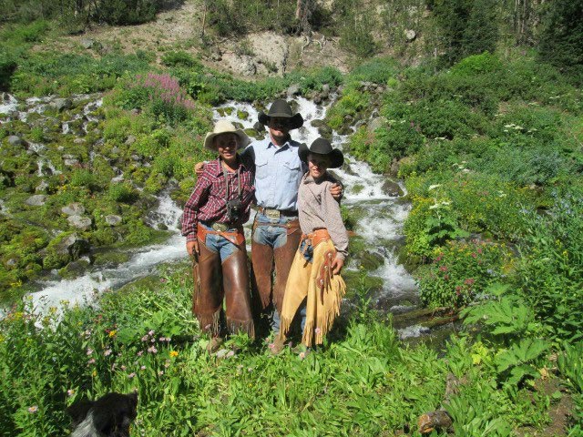 Yellowstone Outfitters image 11