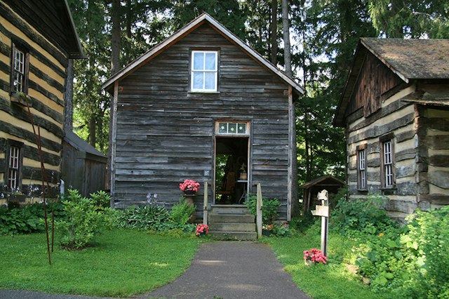 Spruce Forest Artisan Village image 4