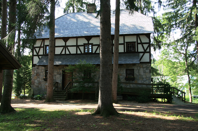 Spruce Forest Artisan Village image 10
