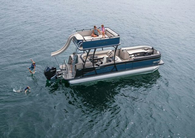 Lake Life Boat Rentals image 1