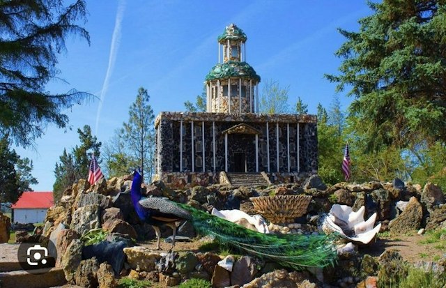 Petersen Rock Garden & Museum image 2