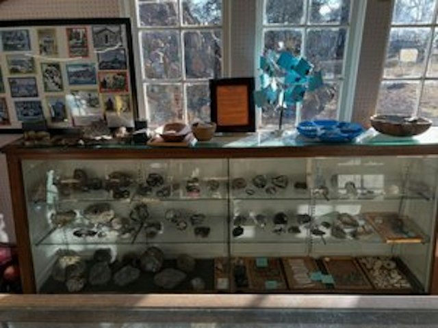 Petersen Rock Garden & Museum image 7