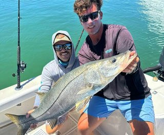 AMI Charters, photo