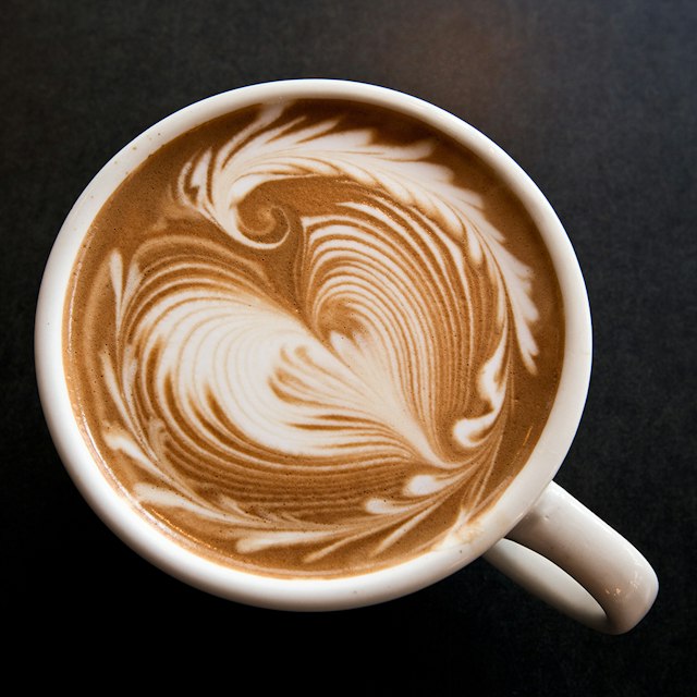 Doppio Coffee & Lounge image 1