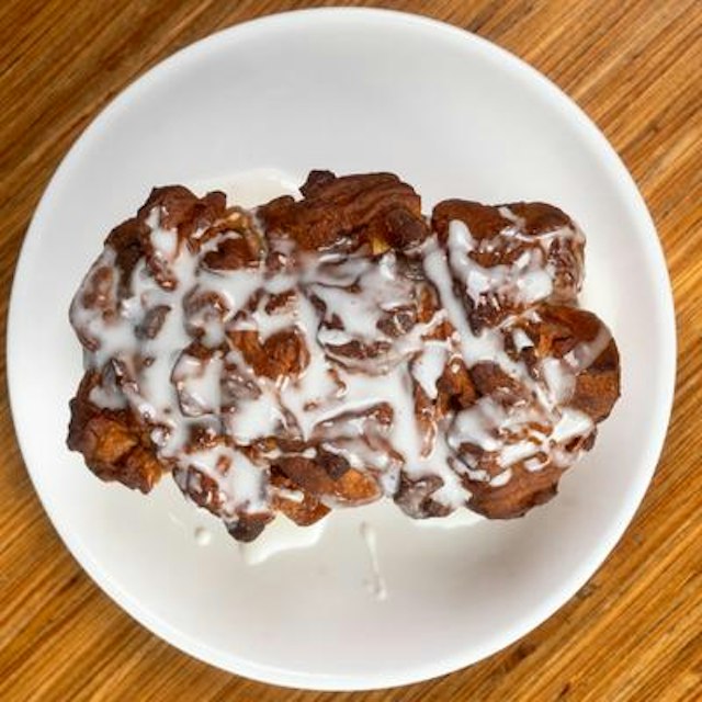 Bridgeside Dining image 18