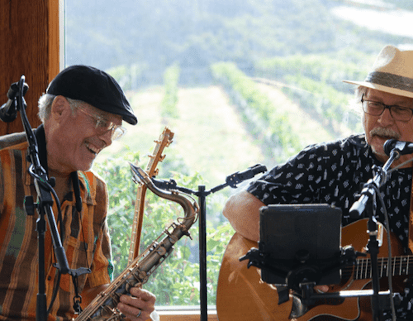 Phelps Creek Vineyards Tasting Room image 3