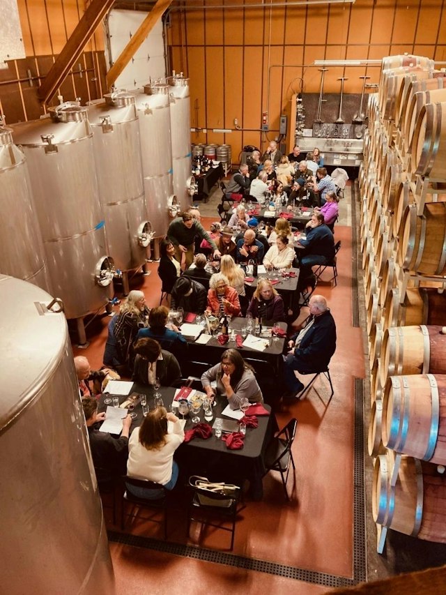 Cascade Cliffs Hood River Tasting Room image 13