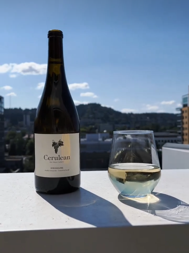 Cerulean Wine Tasting Room – Hood River image 5