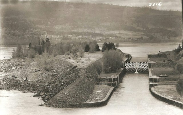 Cascade Locks Historical Museum image 11