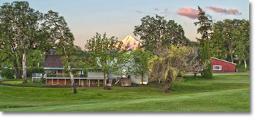 Hood River Golf & Country Club image 2