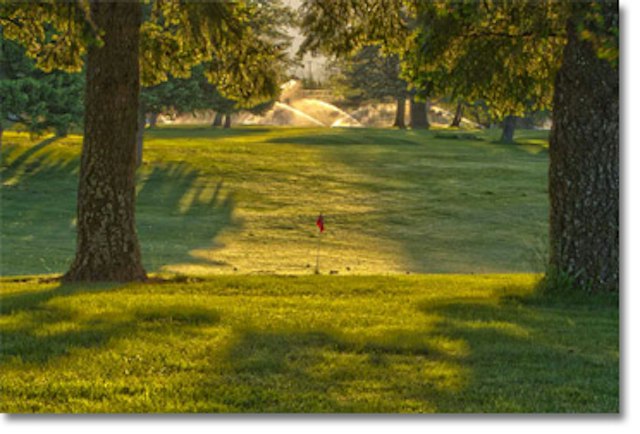 Hood River Golf & Country Club image 5