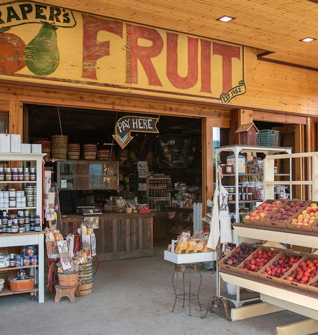 Draper Girls Country Farm image 2