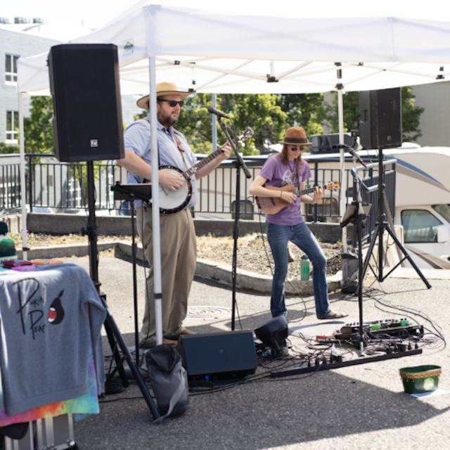 Hood River Indoor Farmers Market image 2