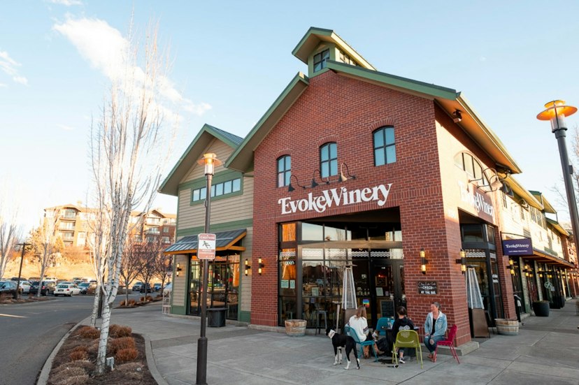 Evoke Winery – Hood River Tasting Room image 1