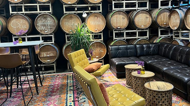 Evoke Winery – Hood River Tasting Room image 2