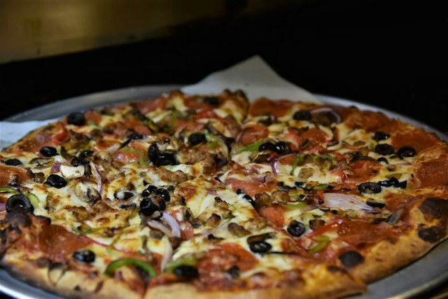 Gondola Pizza image 10