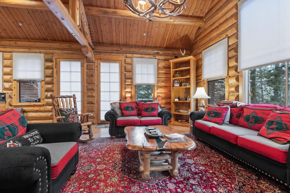 Abode on Obsidian photo 2