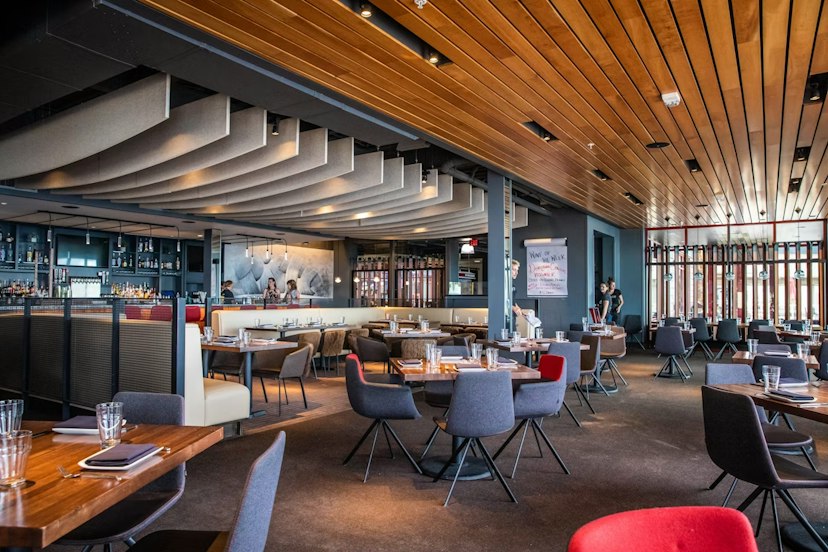 Piste Mountain Bistro image 2