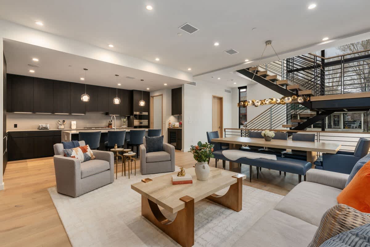 Abode at Sky View photo 2