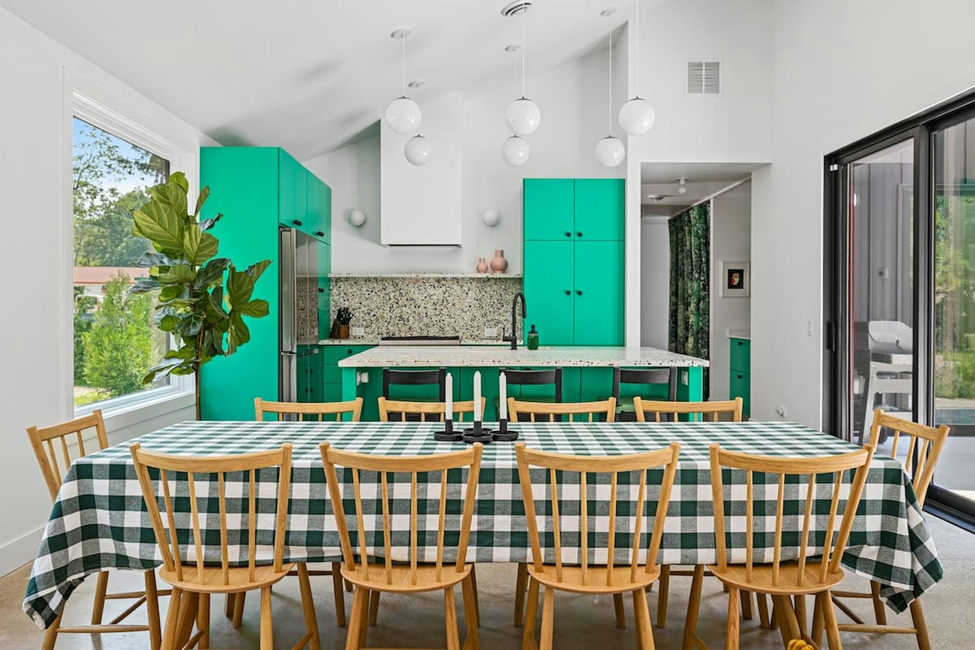 Be our guest & let the dining room do the rest when it comes to serving in style.