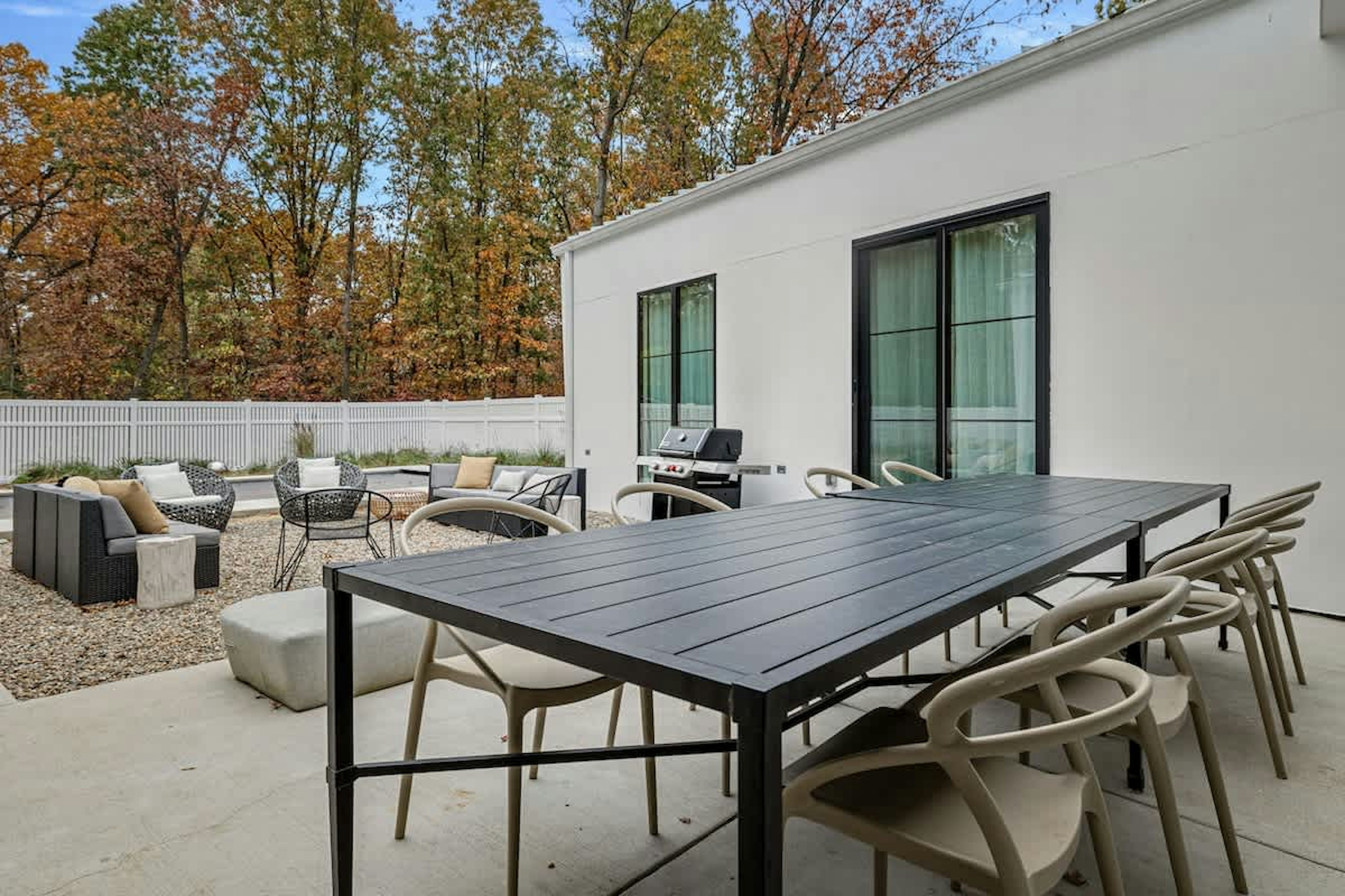 Dine under the open sky, then gather around the fire — patio perfection!