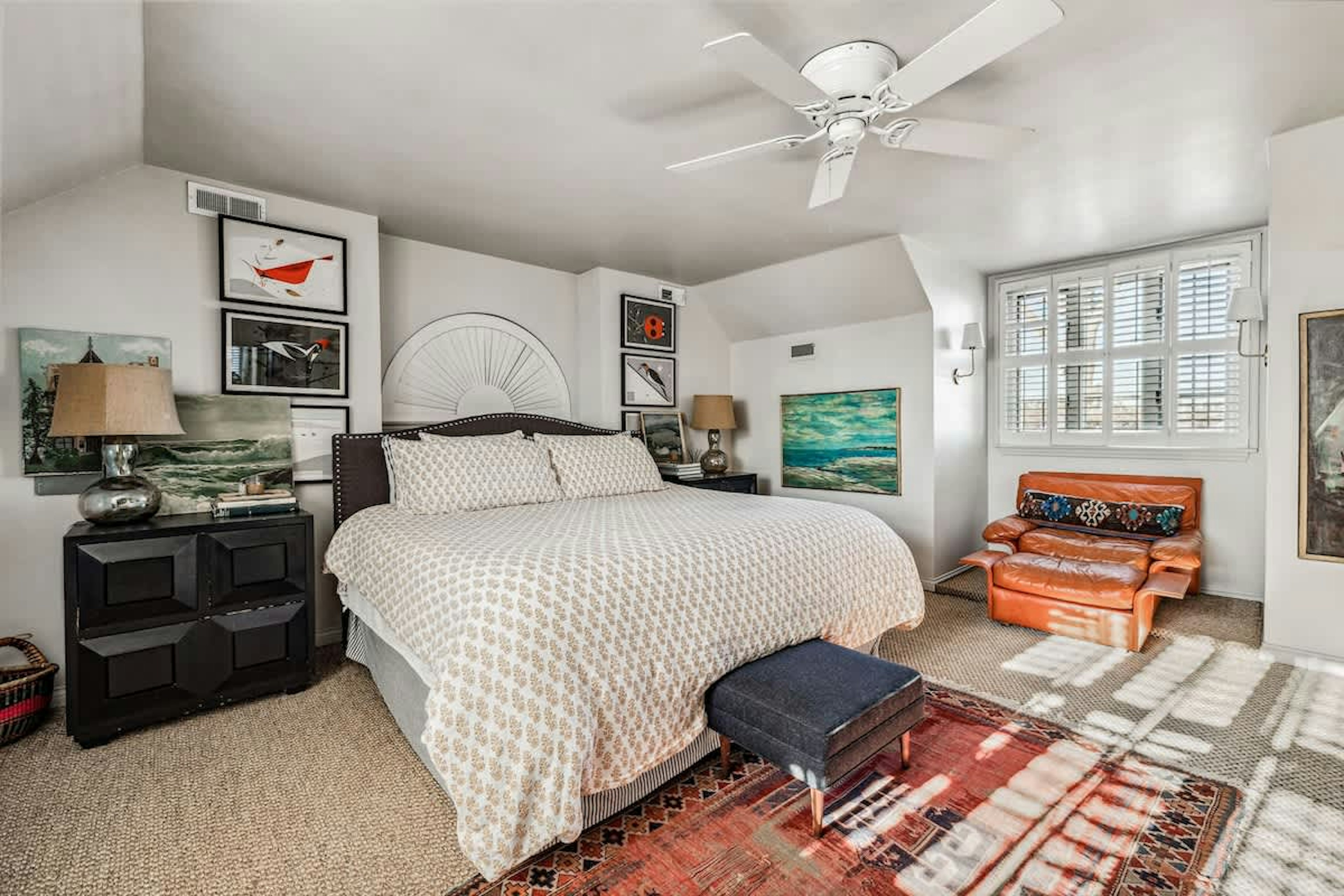 Bedroom 3 is on the lower level & has a queen-size bed.