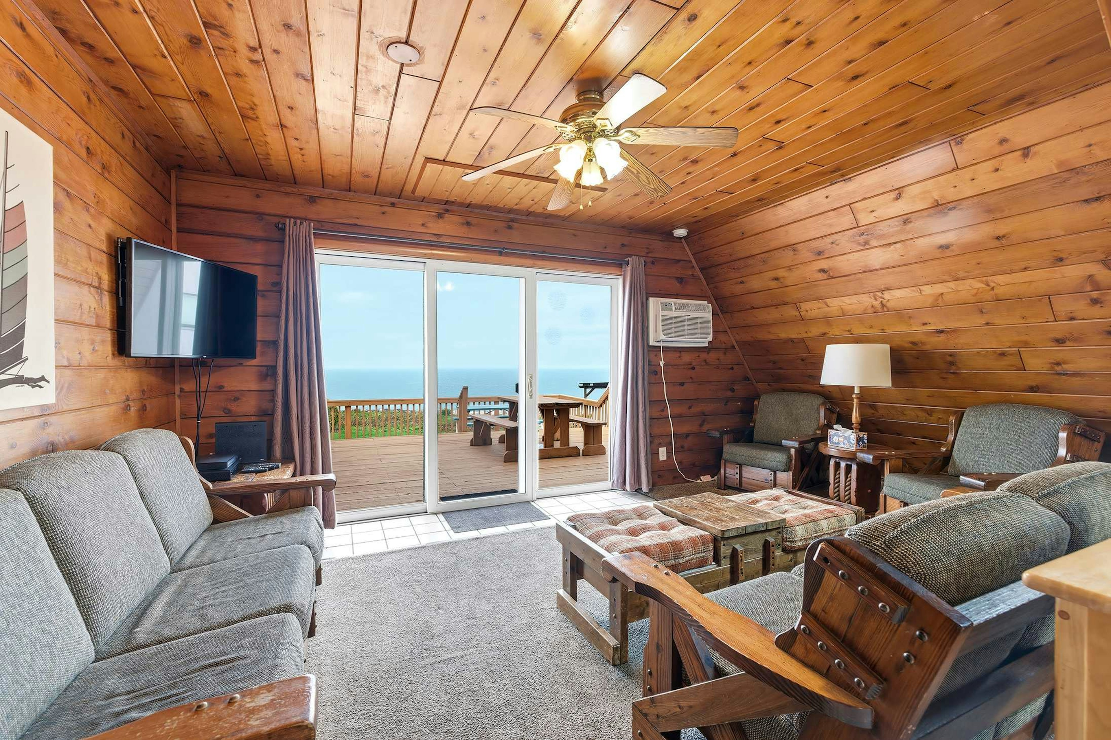 The kind of room where conversations slow down, bare feet find the floor, and the horizon becomes your whole afternoon.