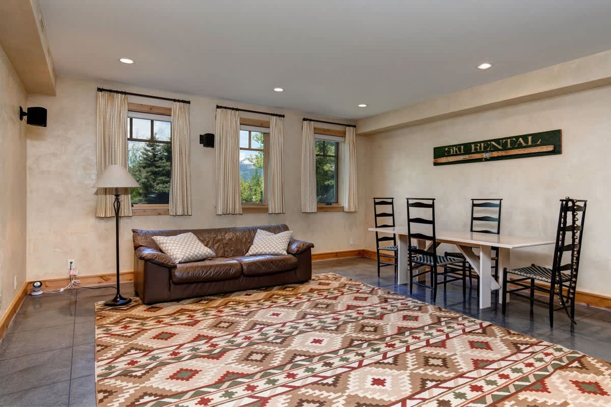 Abode at Skyline photo 4