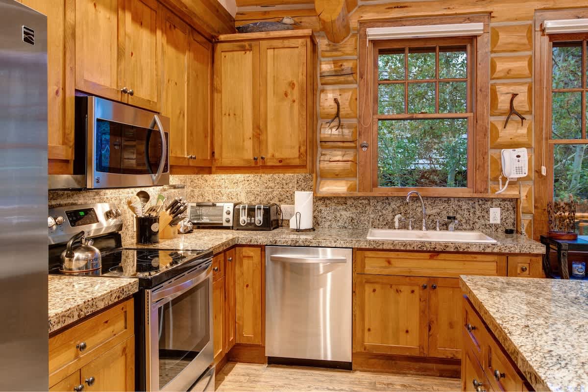 Abode at Moosehead Cabin photo 5