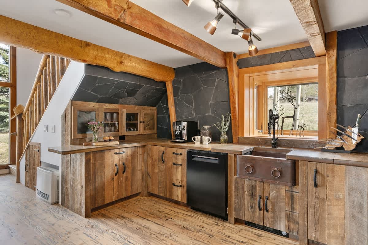 Abode at Luxe Barnhouse photo 2