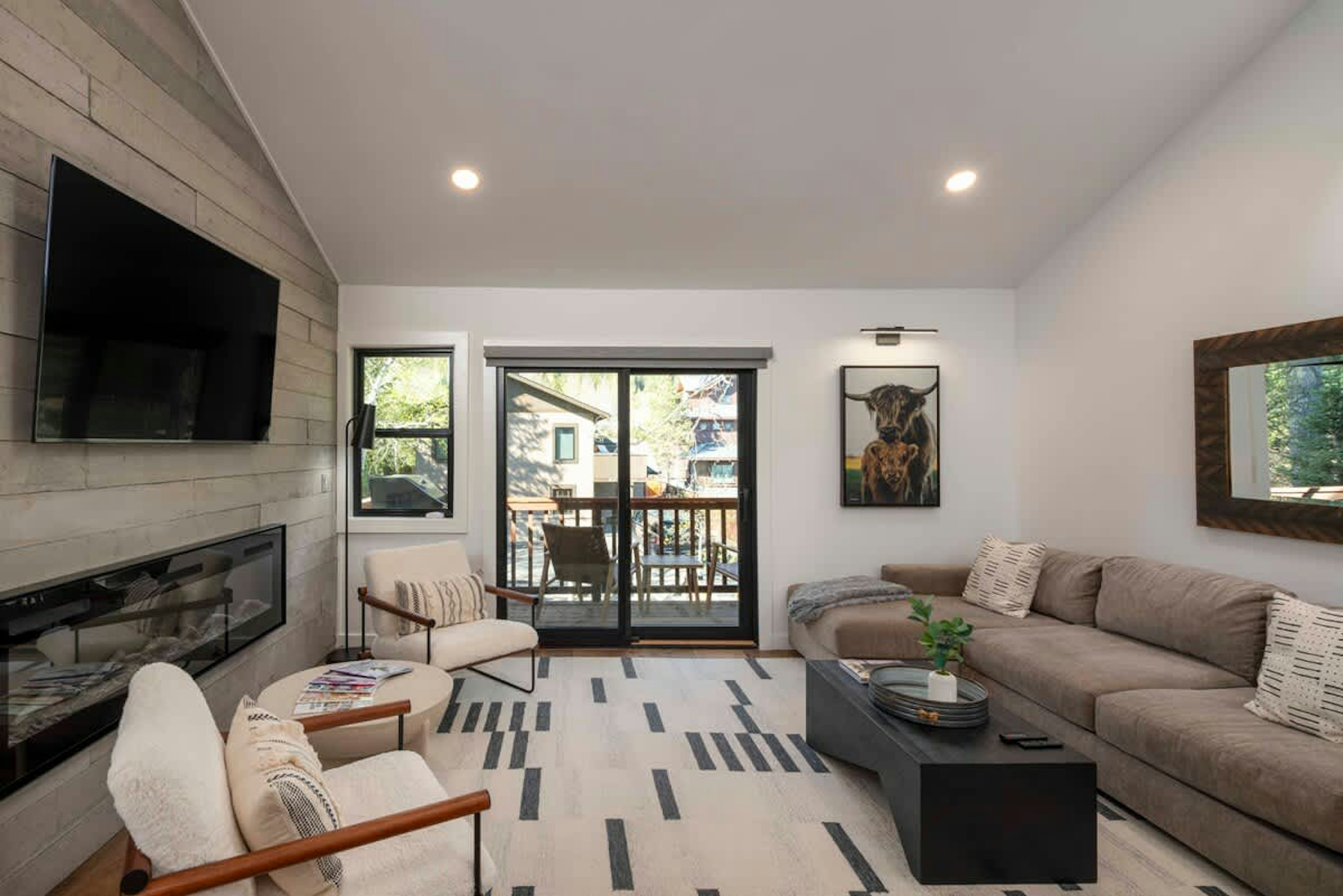 Abode at Sunnyside, photo 2