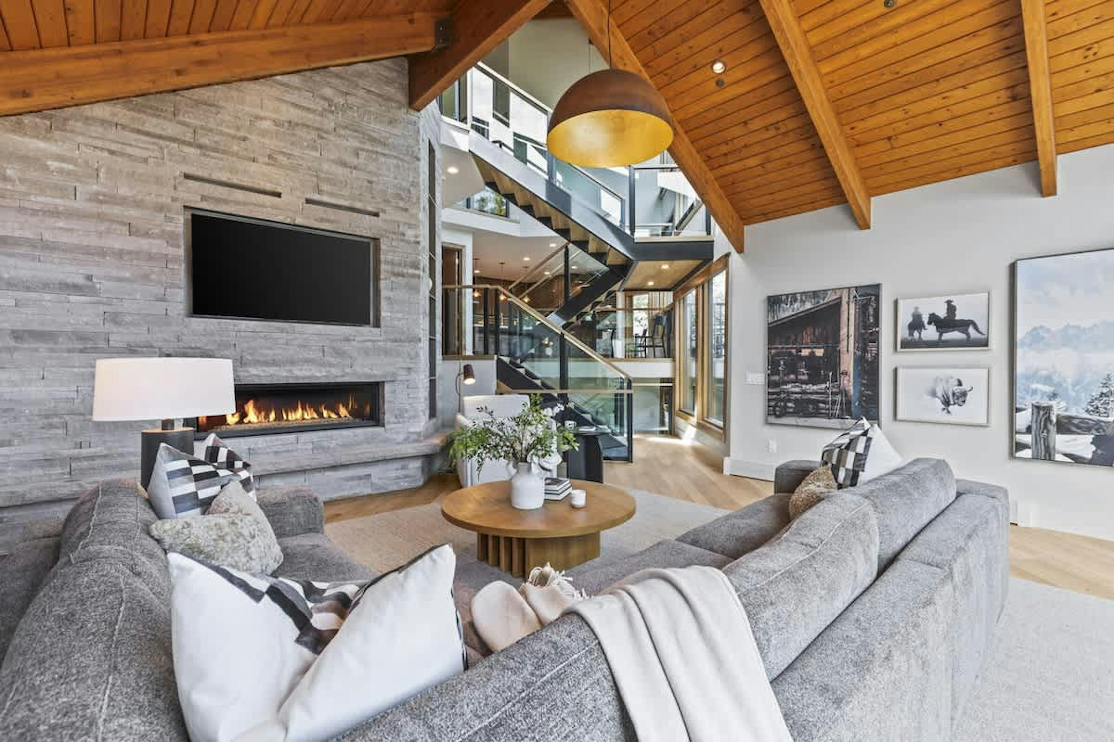 Abode at Pinnacle 1