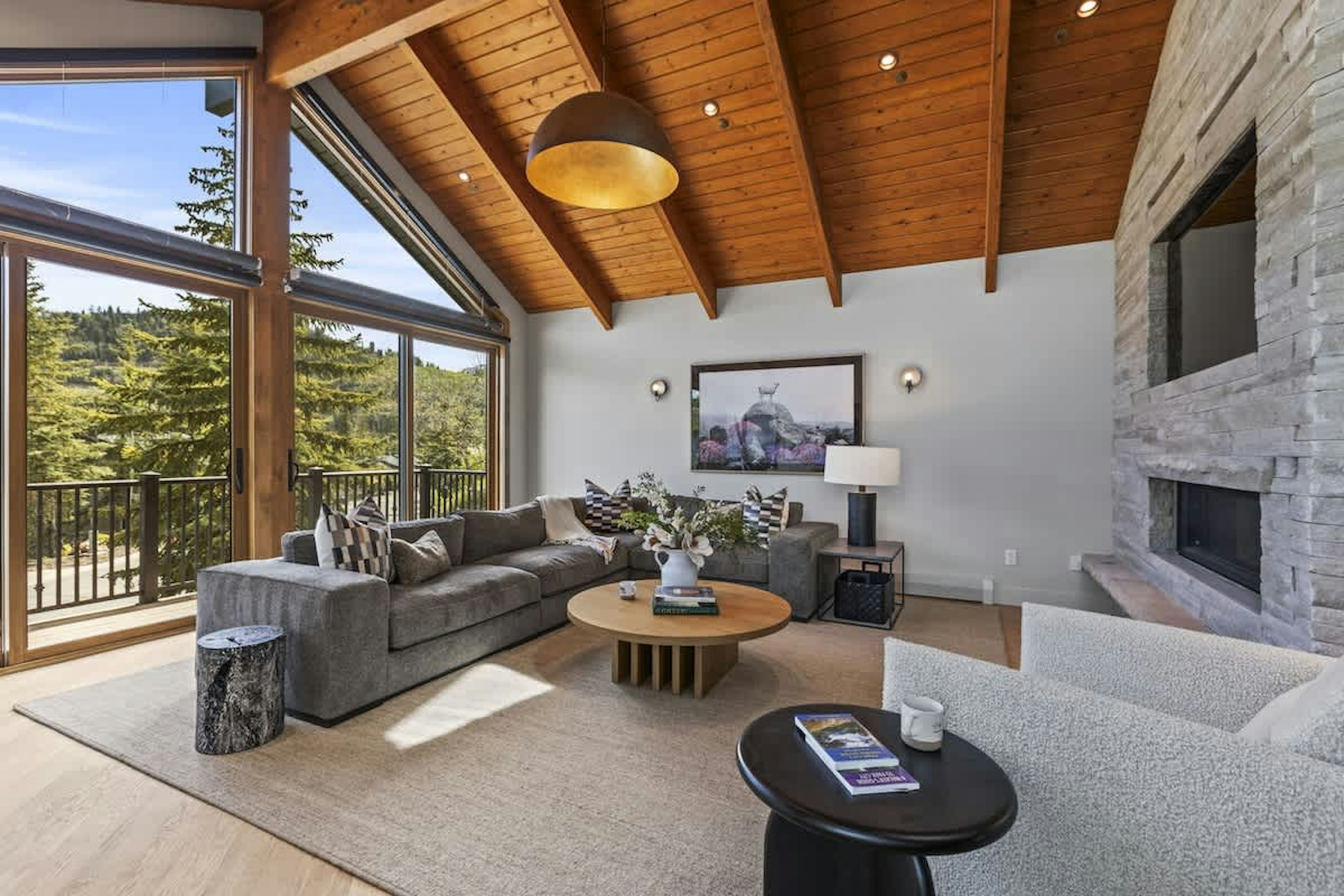 Abode at Pinnacle, photo 2