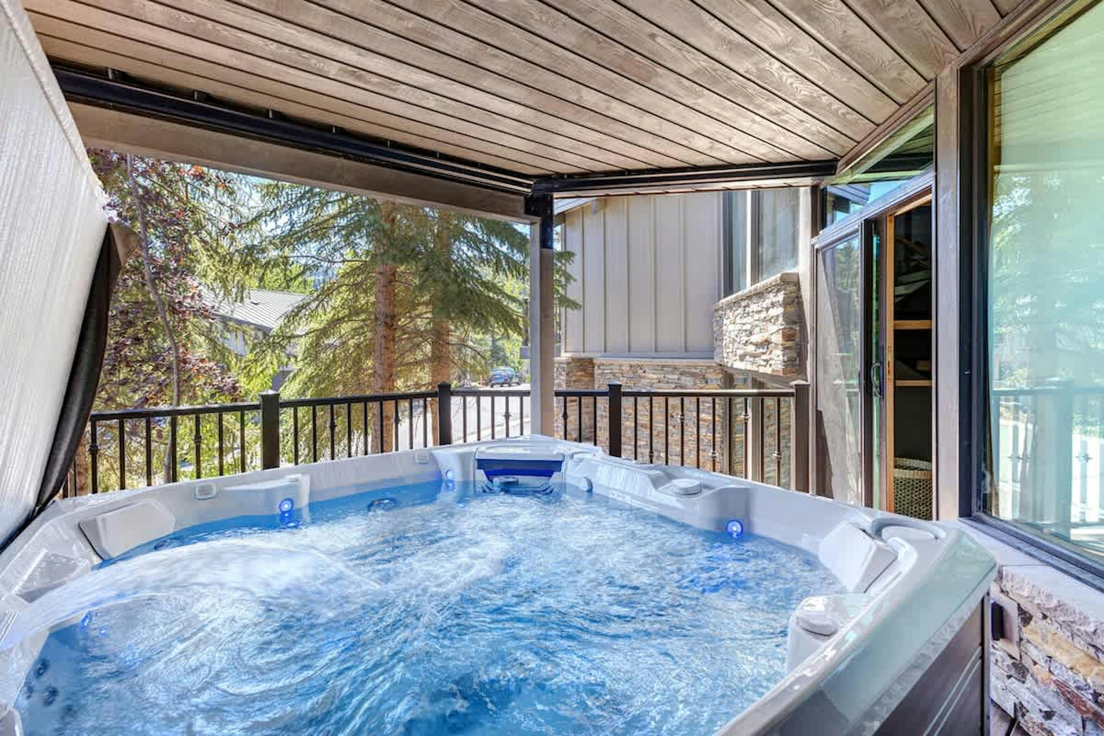 Abode at Pinnacle, photo 3