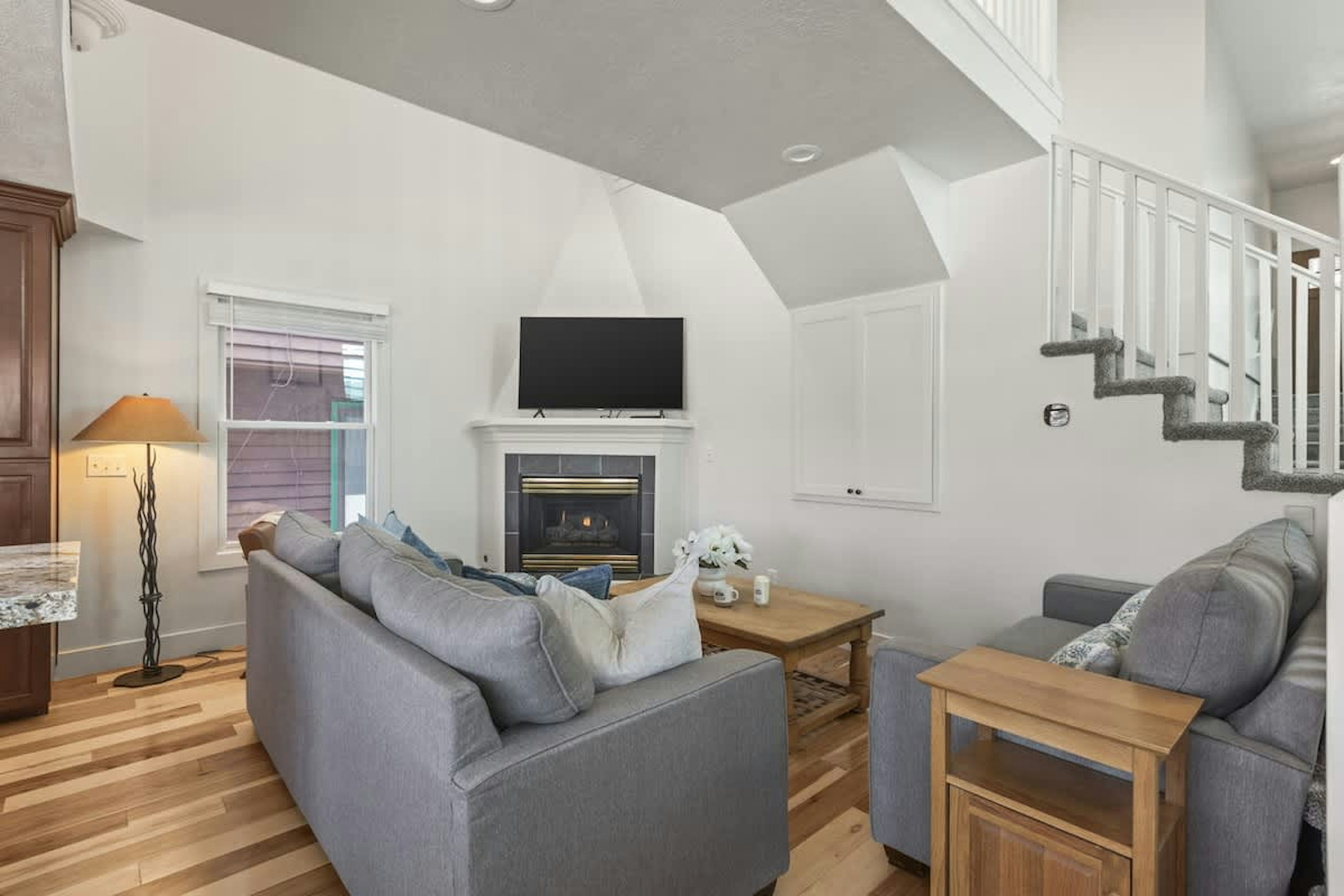 Abode on Woodside, photo 4