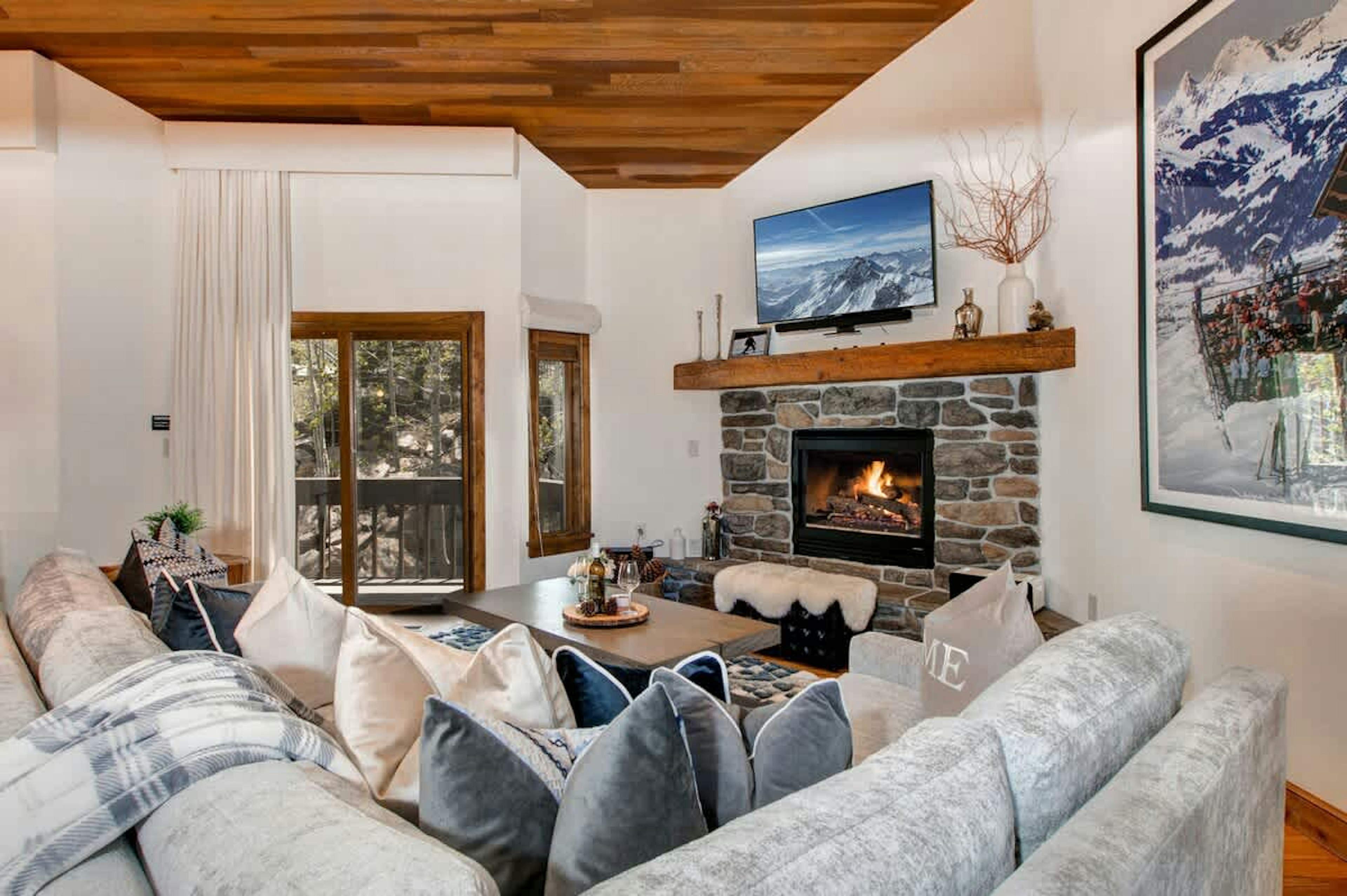 Abode on Doe Pass, photo 2
