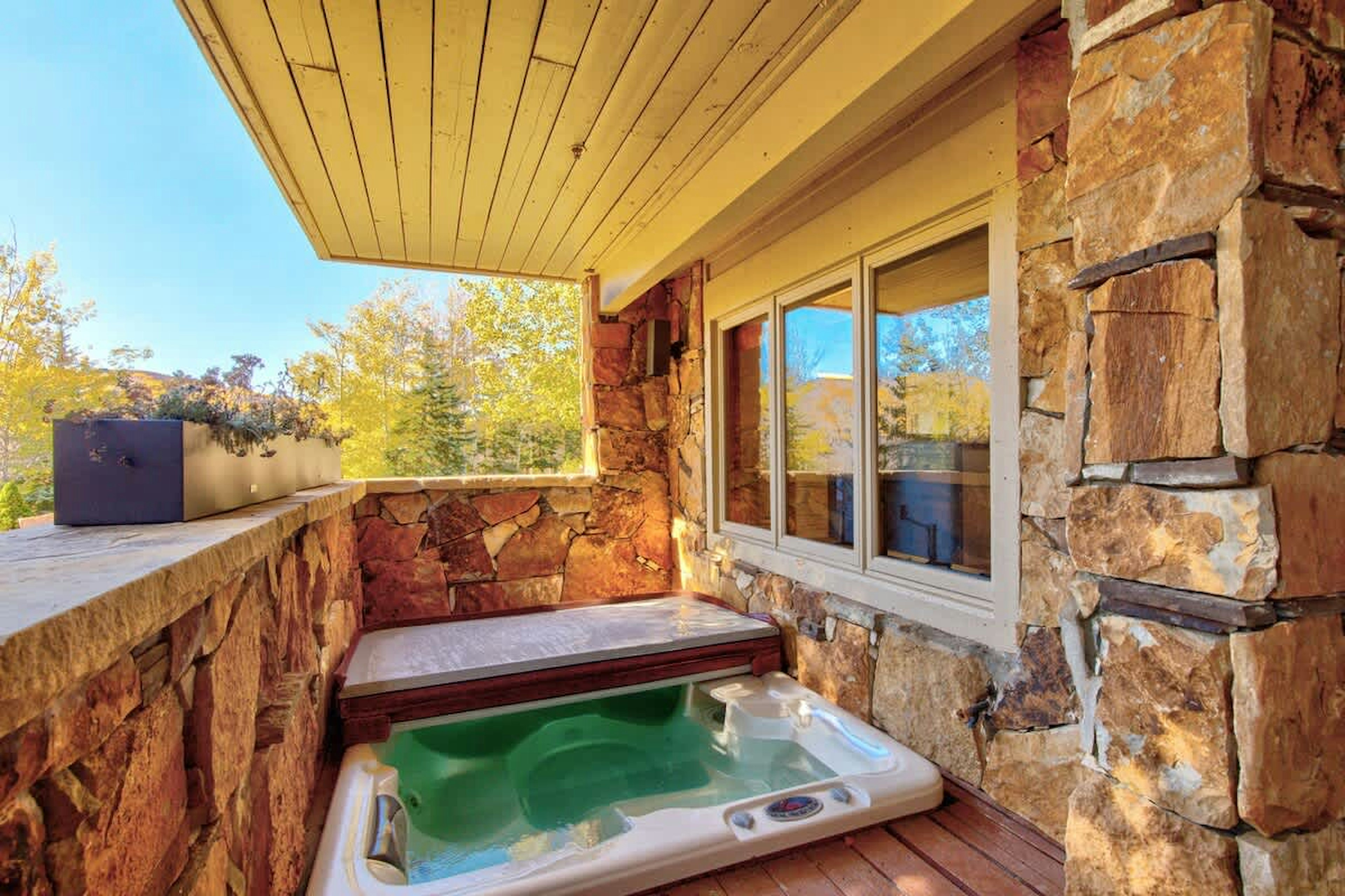 Abode at the Ridge, photo 3