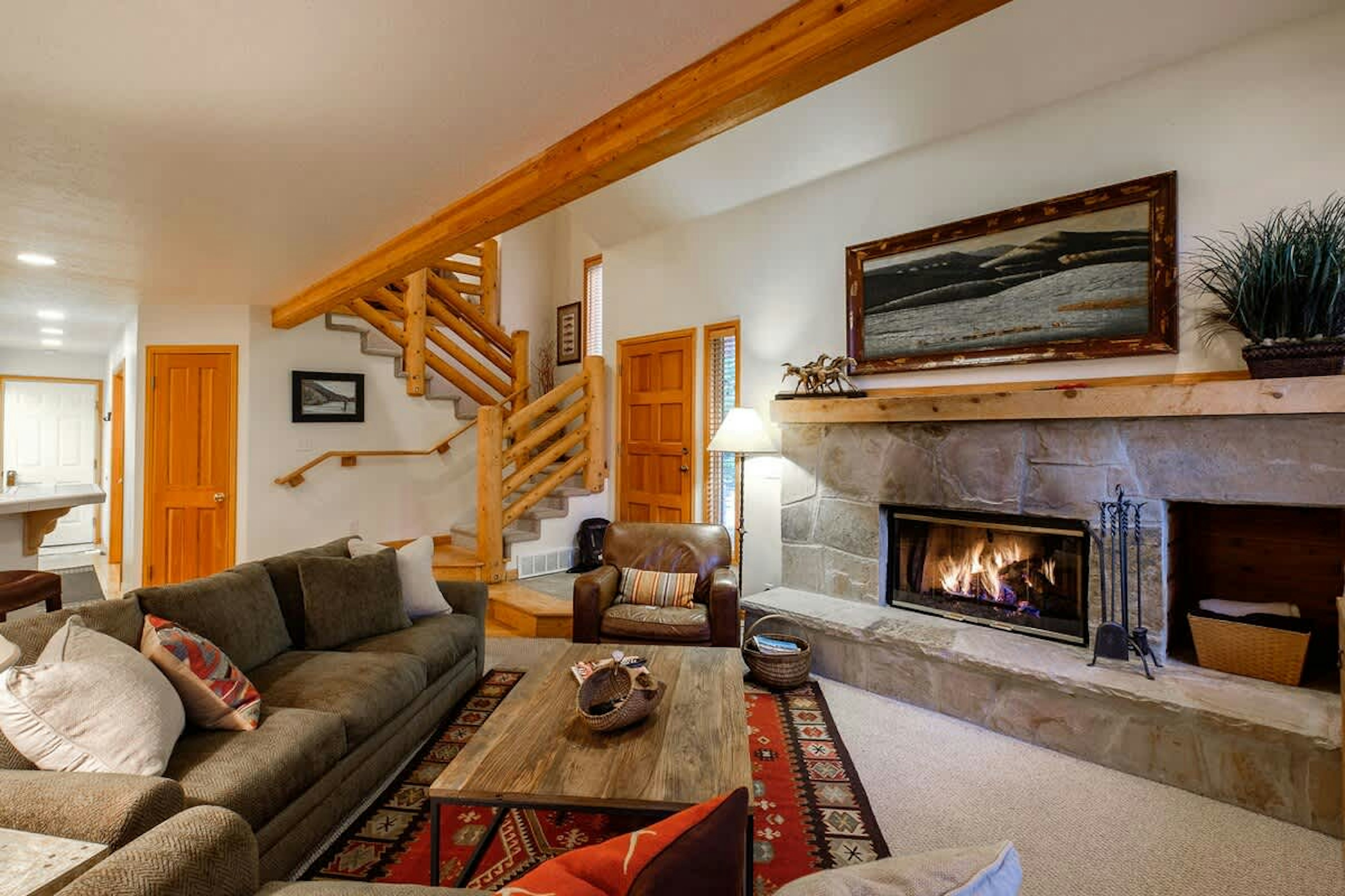 Abode at Deer Lake Village, photo 4