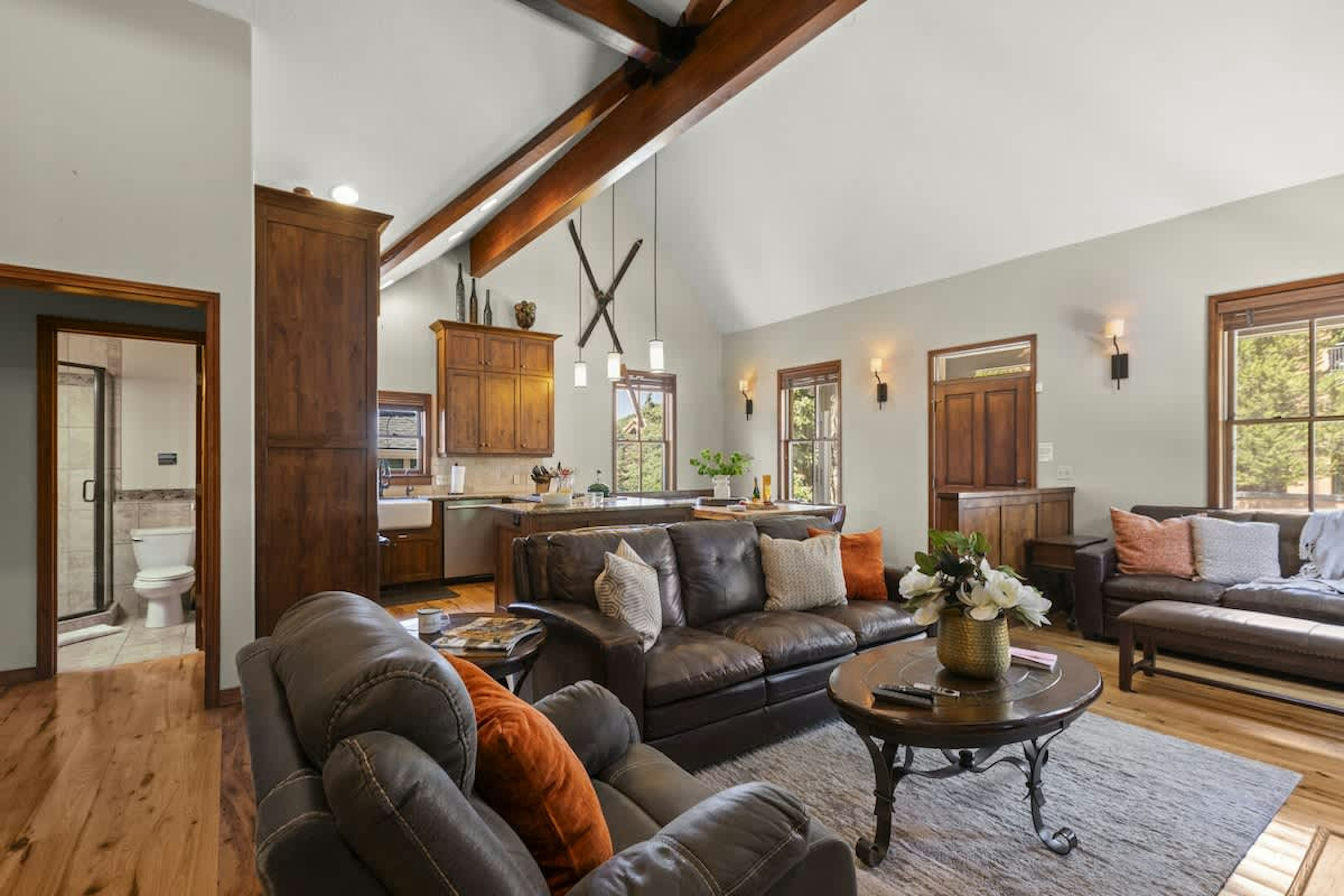 Abode off Main, photo 4