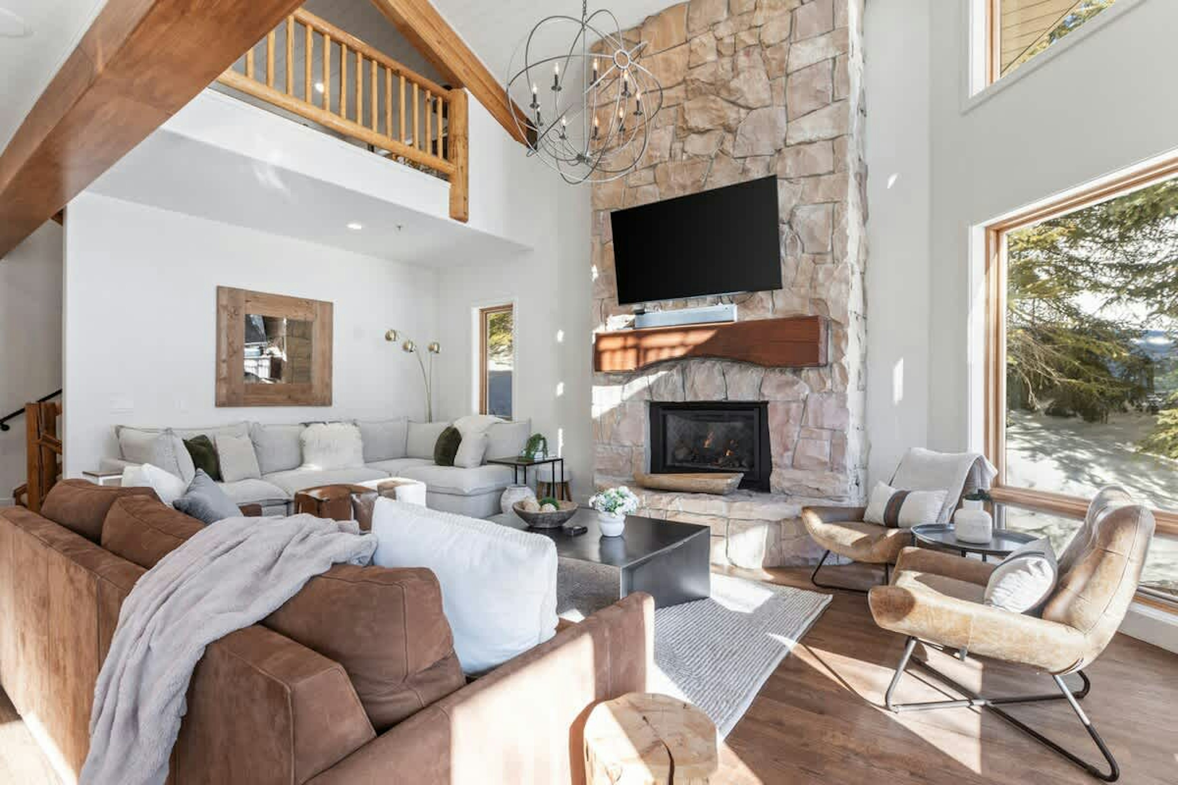 Abode at Sterling Lodge, photo 2