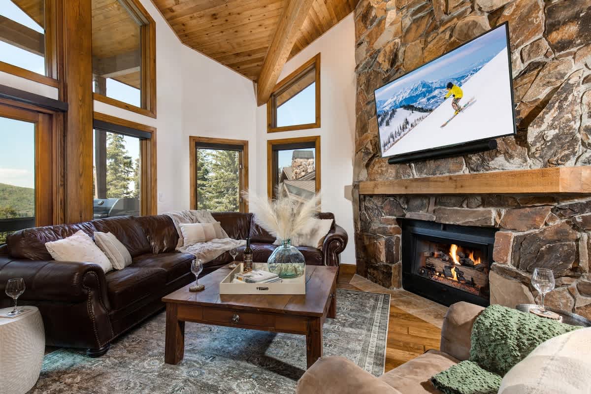 Abode at Ontario Lodge photo 1