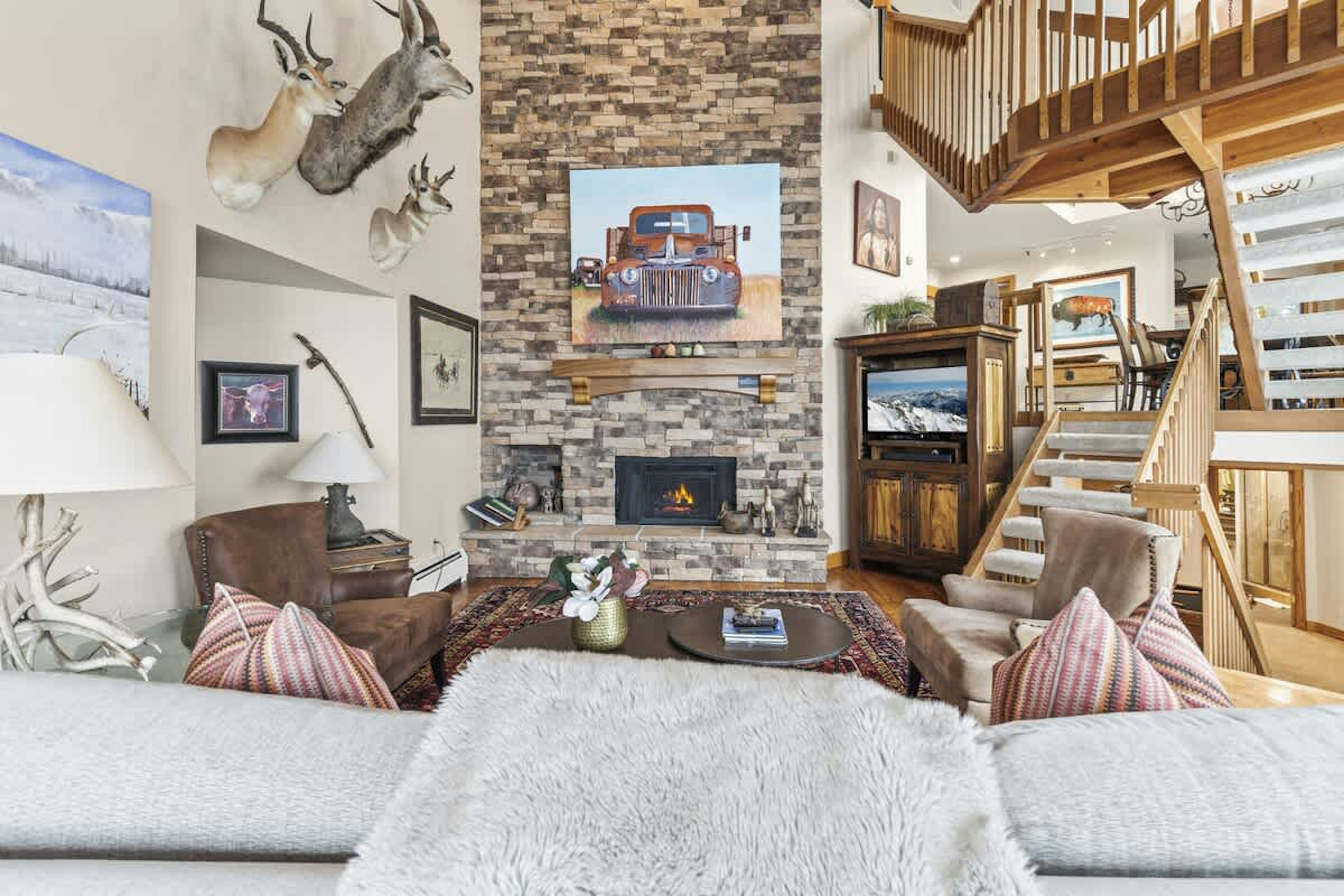 Abode at Highpoint, photo 2