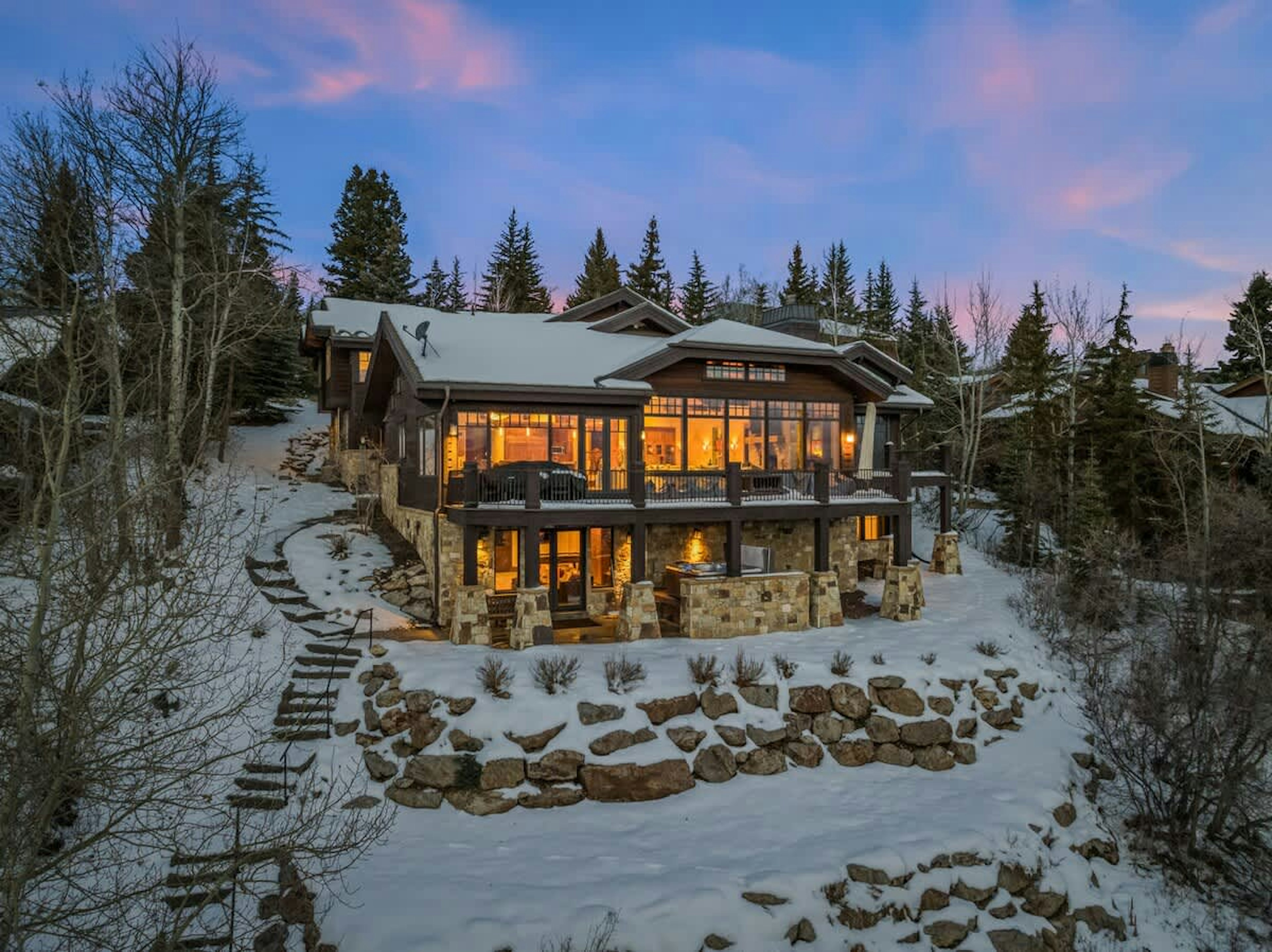 Abode at Mountains Edge, photo 2