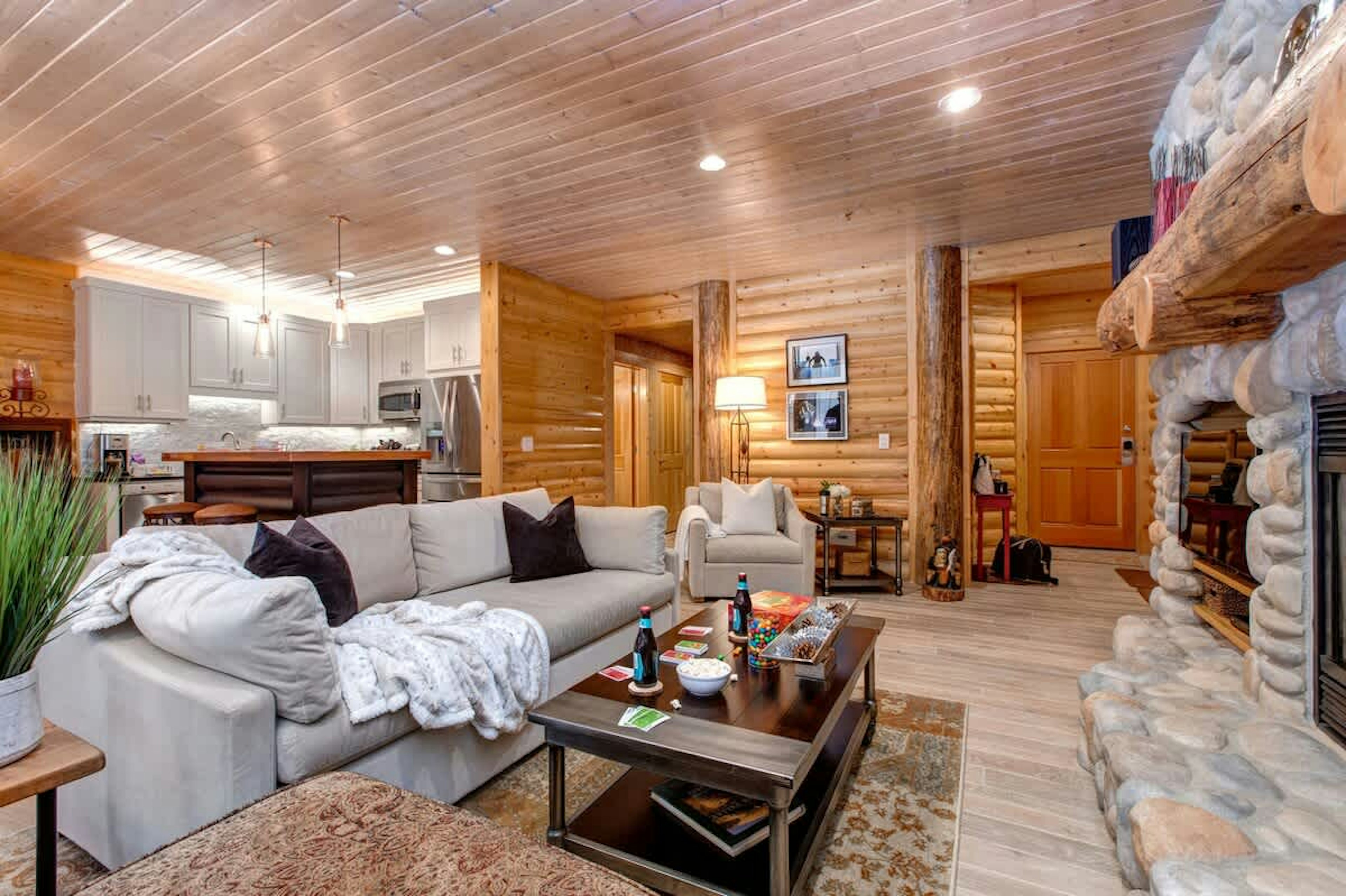 Abode at Black Bear 151, photo 3