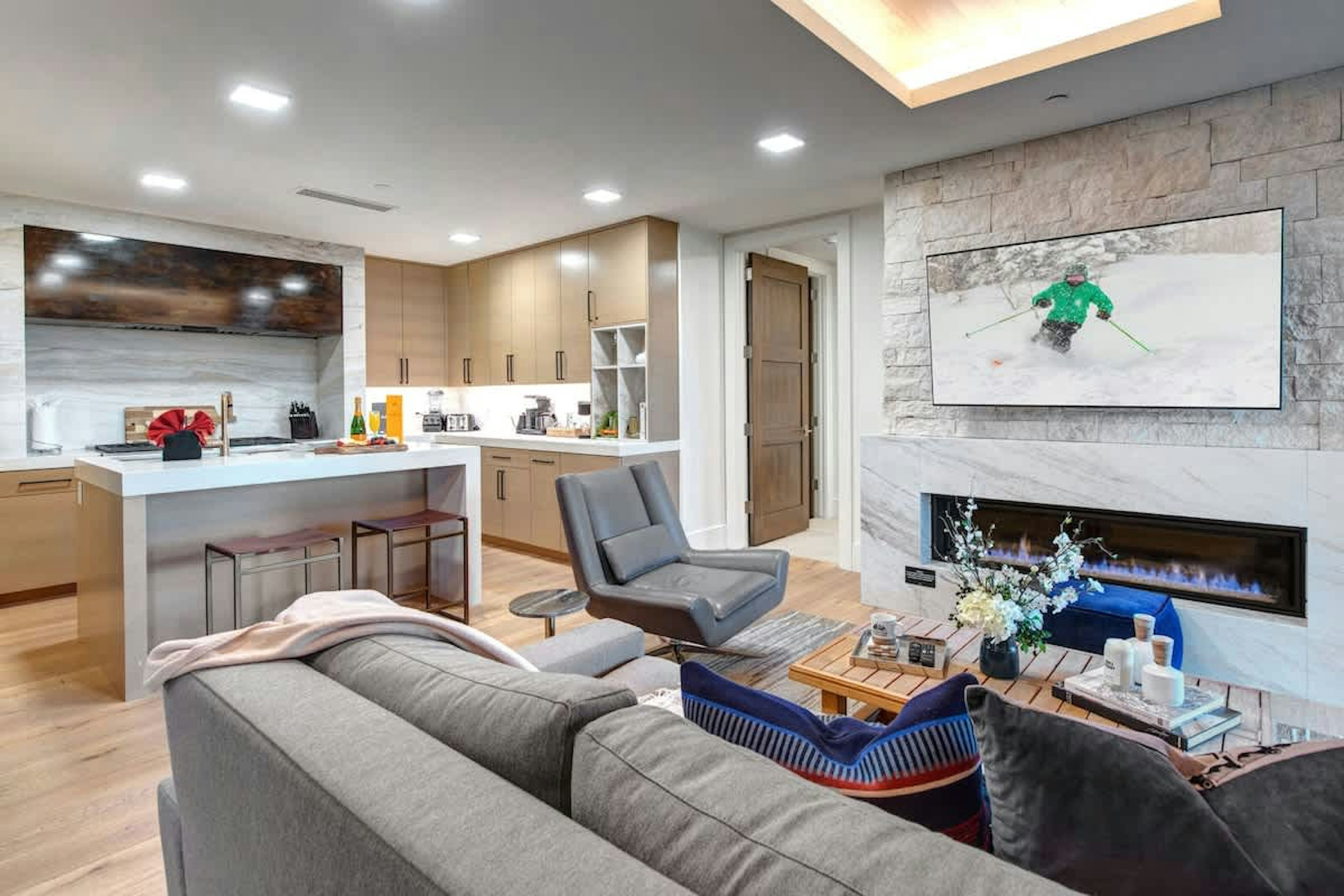 Abode at Empire Residences, photo 5