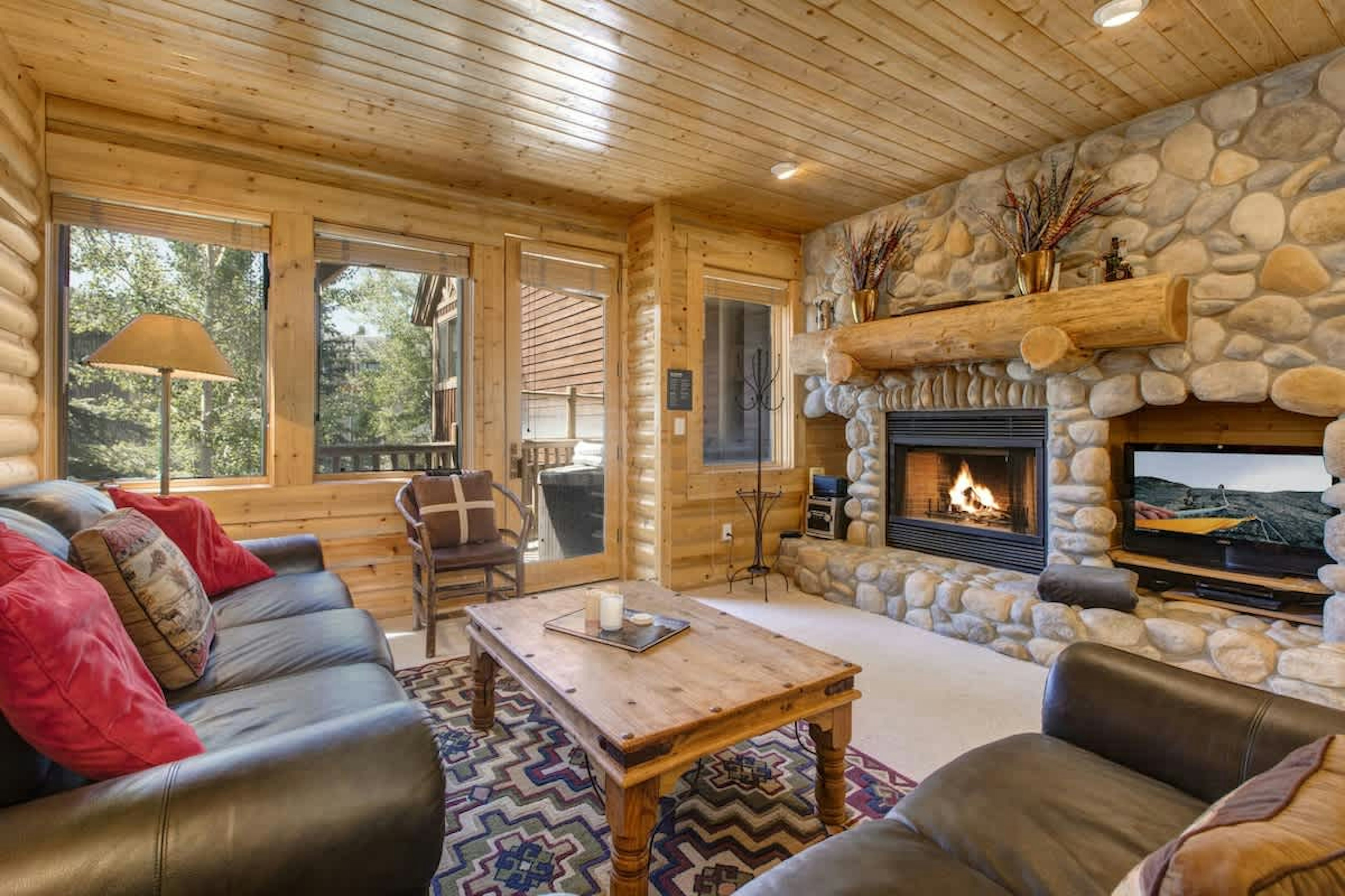 Abode at Black Bear 253 1