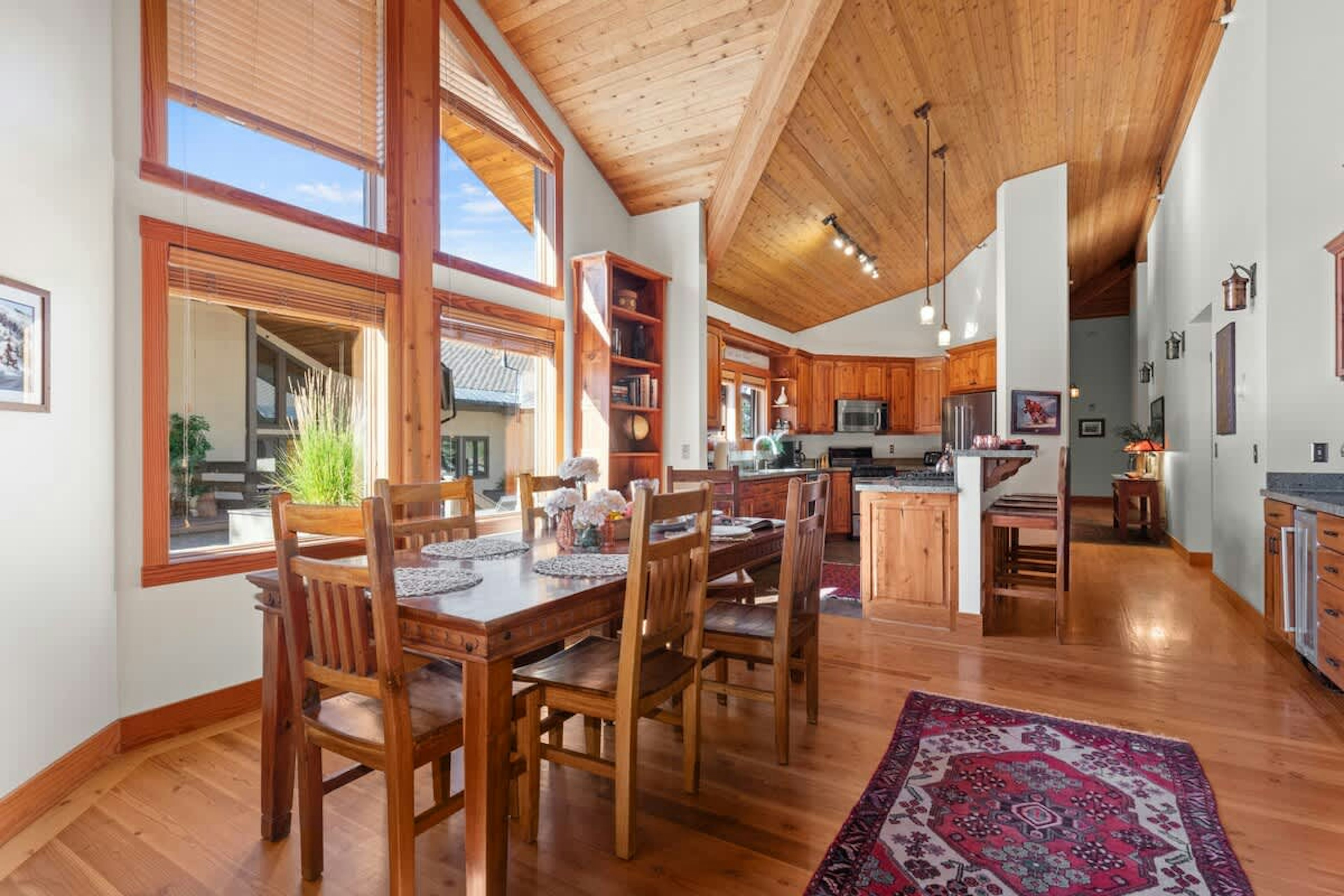 Abode at Crescent Cabin 1